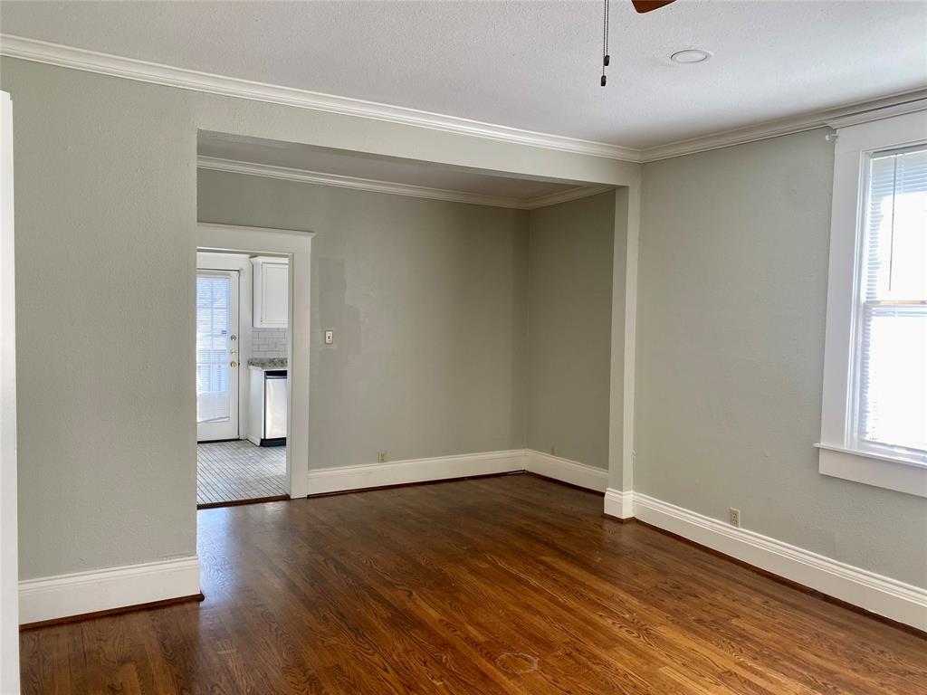 4936 Worth Street A-E