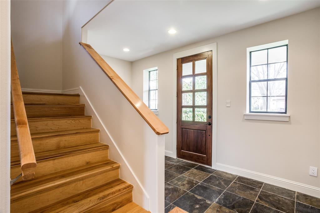 9011 Groveland Drive