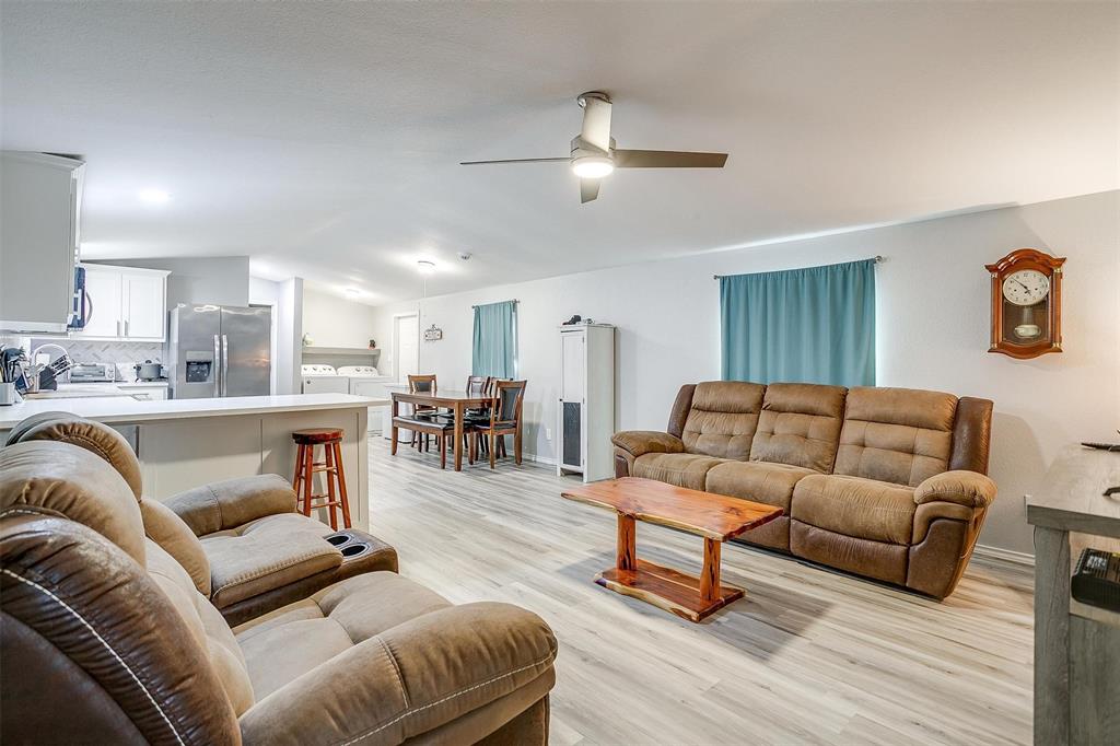 1833 Lariat Lane