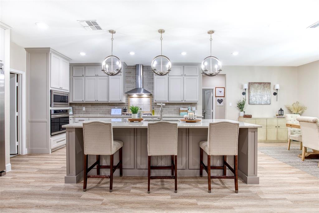 2121 Canyon Lake Road