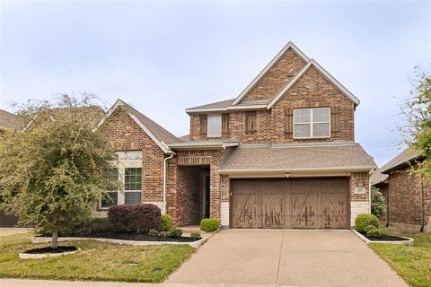 Photo of 2805 Cole Castle Drive, Lewisville, TX 75056 (MLS # 21226703)