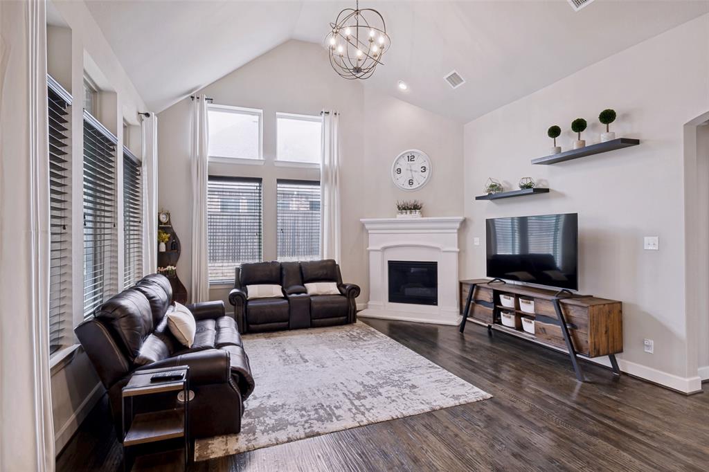 2805 Cole Castle Drive