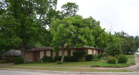 6100 Sudbury Drive Dallas TX 75214