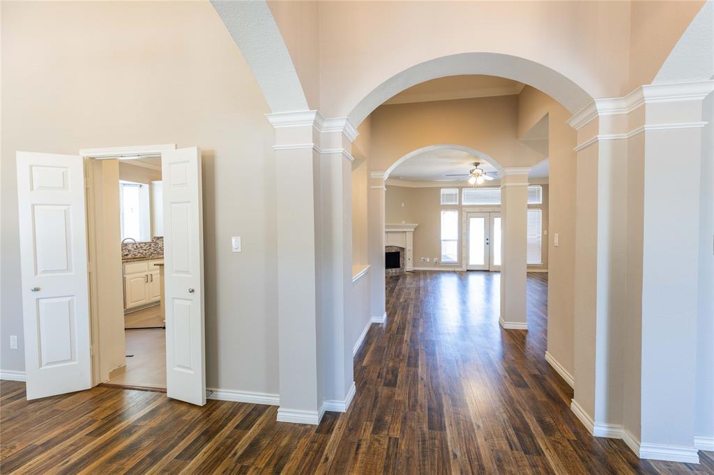 3015 Oak Drive