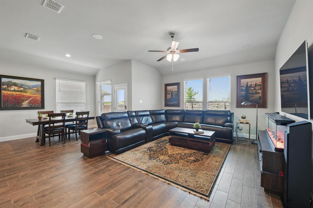 Avalon at Argyle - Residential