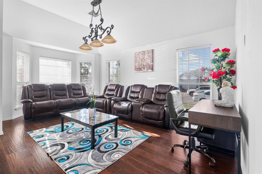 6812 Bear Hollow Lane