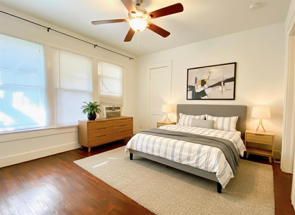 Bowser & Lemons Oak Lawn & # - Residential