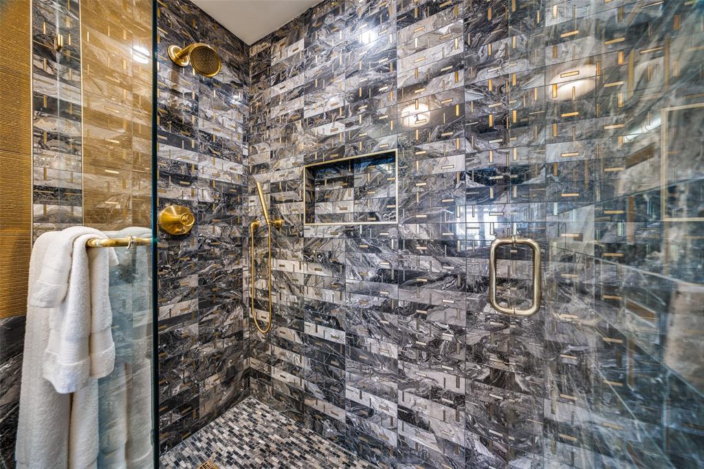 Condo 3525 - Residential