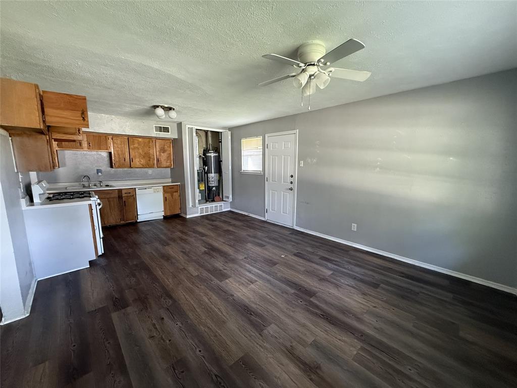 4005 Oleander Trail