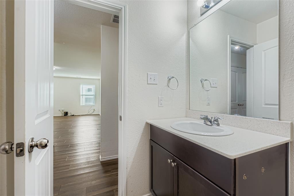 Villas Prairie Crk Add Ncb 678 - Residential Lease