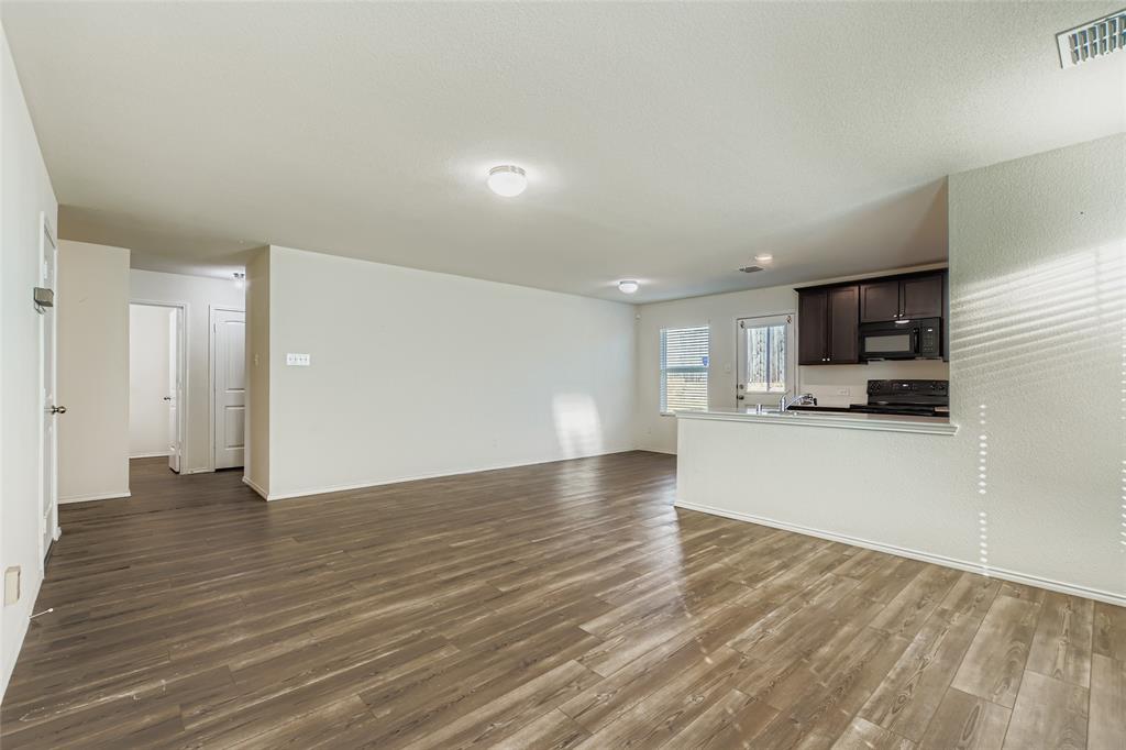 Villas Prairie Crk Add Ncb 678 - Residential Lease