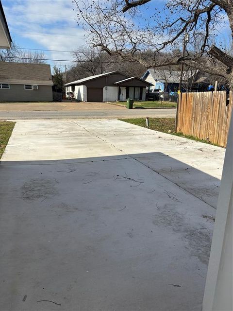 A home in Mineral Wells