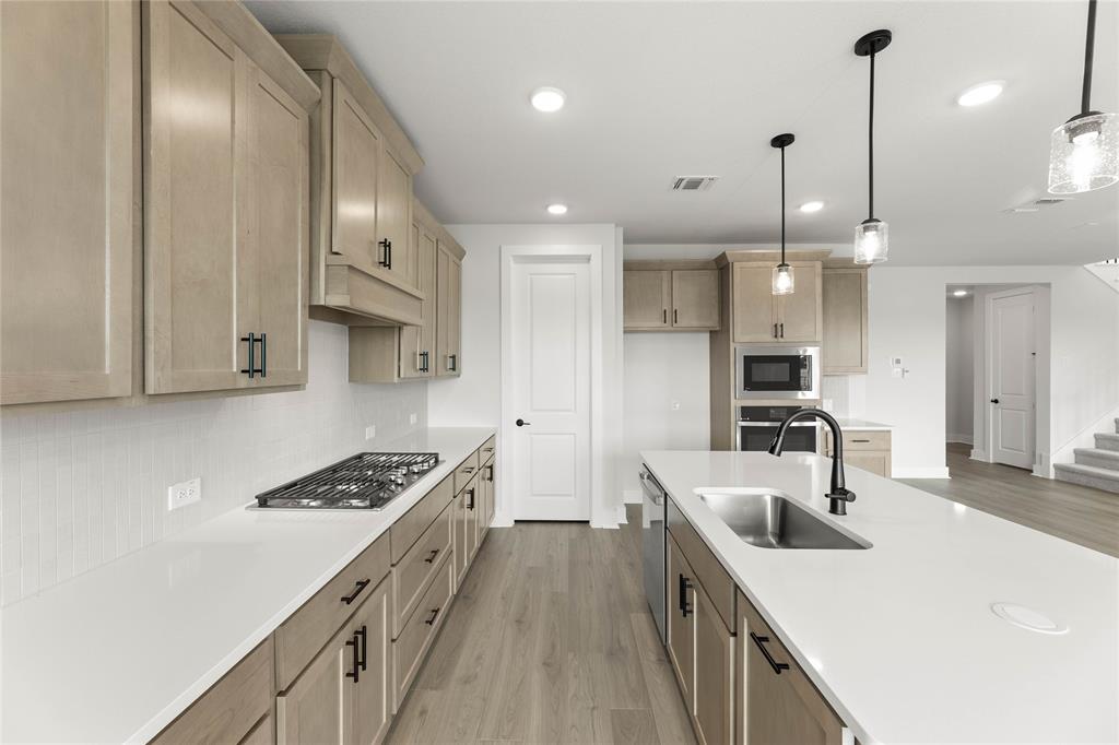 Treeline - Residential