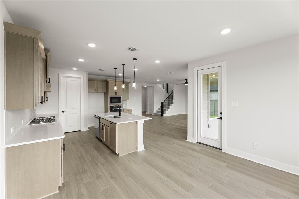 Treeline - Residential