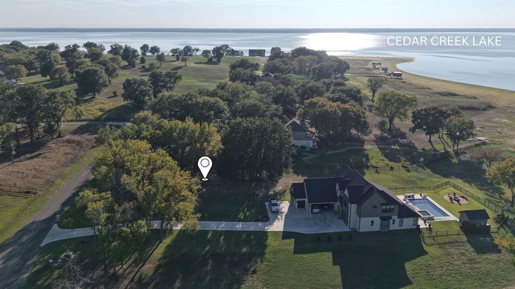 1514 Shoreline Drive