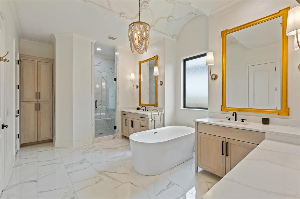 Stoneleigh Ph Four - Residential