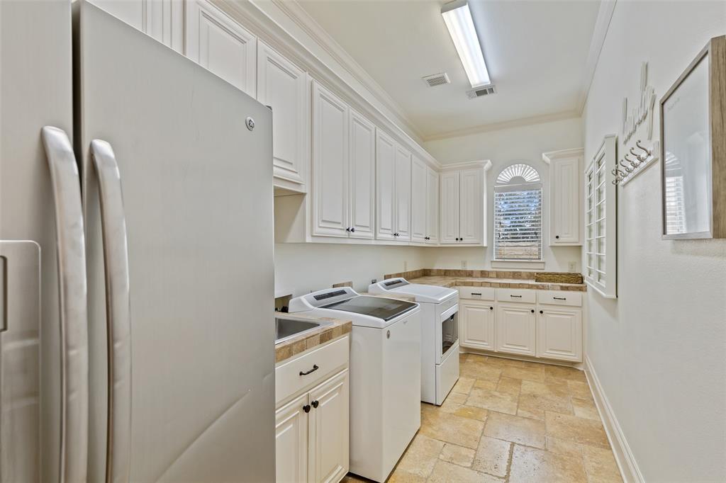 Stoneleigh Ph Four - Residential