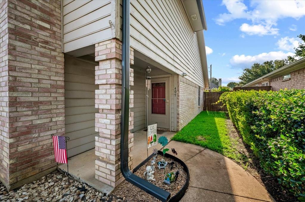407 Nita Lane