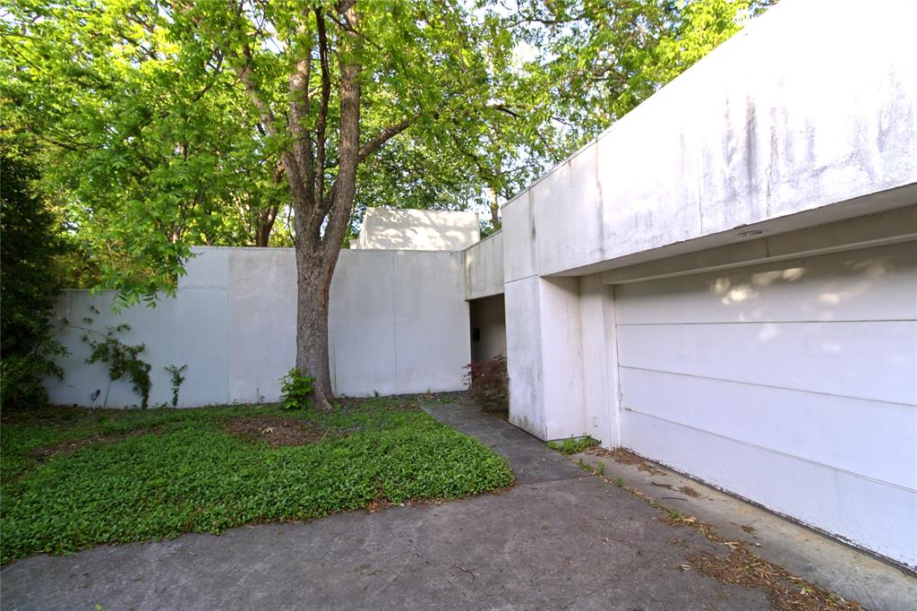 5108 Maple Springs Boulevard