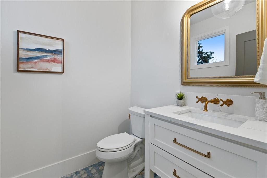 Thomas Jefferson Terrace - Residential