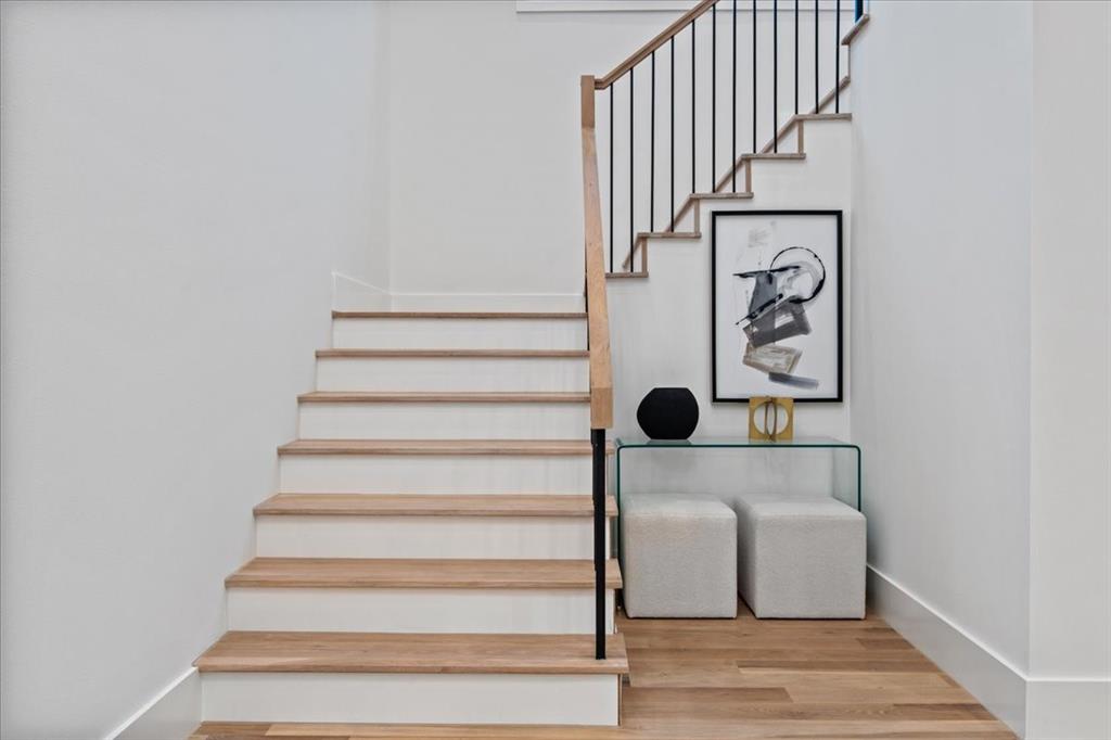 Thomas Jefferson Terrace - Residential