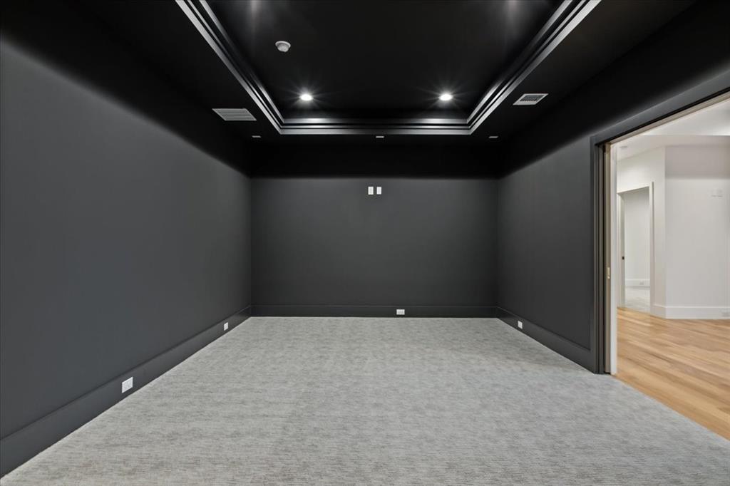 Thomas Jefferson Terrace - Residential