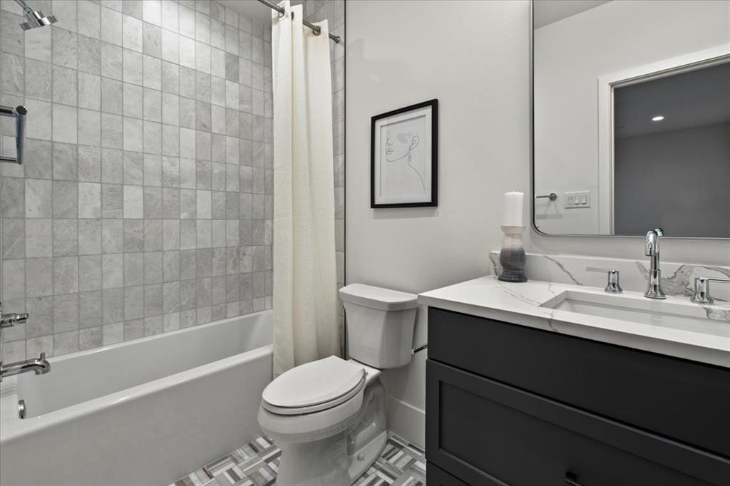 Thomas Jefferson Terrace - Residential