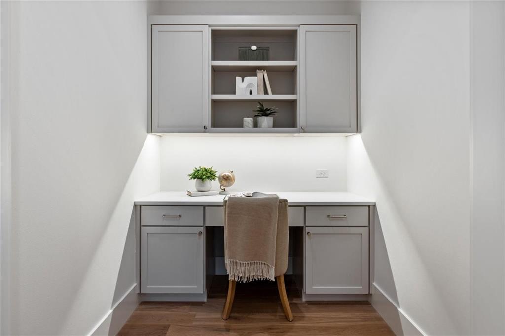 Thomas Jefferson Terrace - Residential