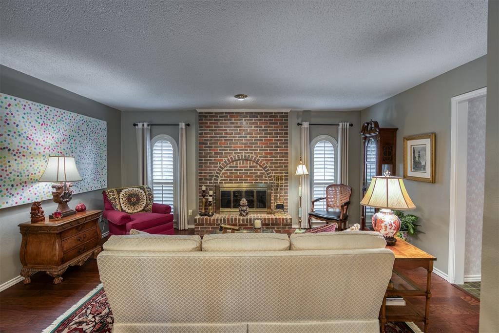 6837 Anglebluff Circle
