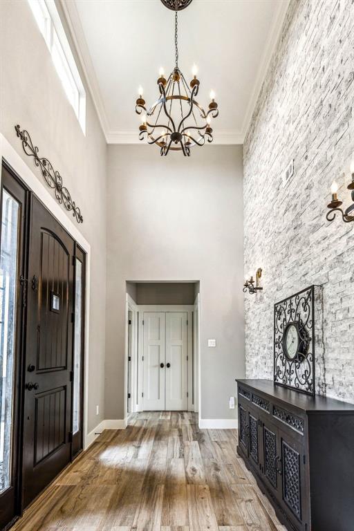 737 Sabine Creek Road