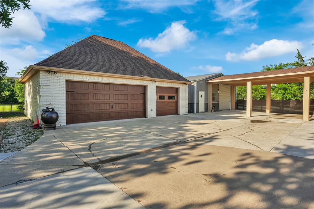 1690 Lynn Lane