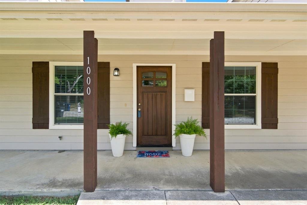 1000 W White Avenue