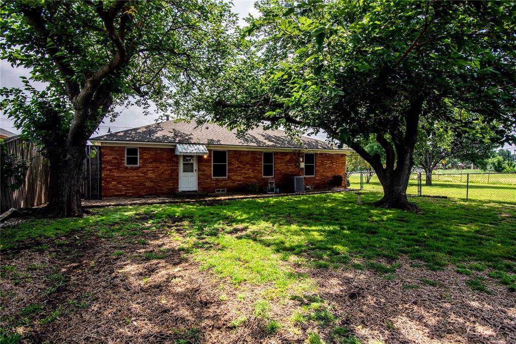 J C Herring 02 - Residential Lease