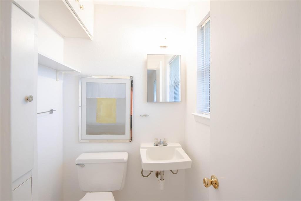 J C Herring 02 - Residential Lease