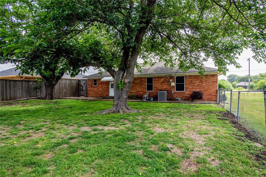 J C Herring 02 - Residential Lease