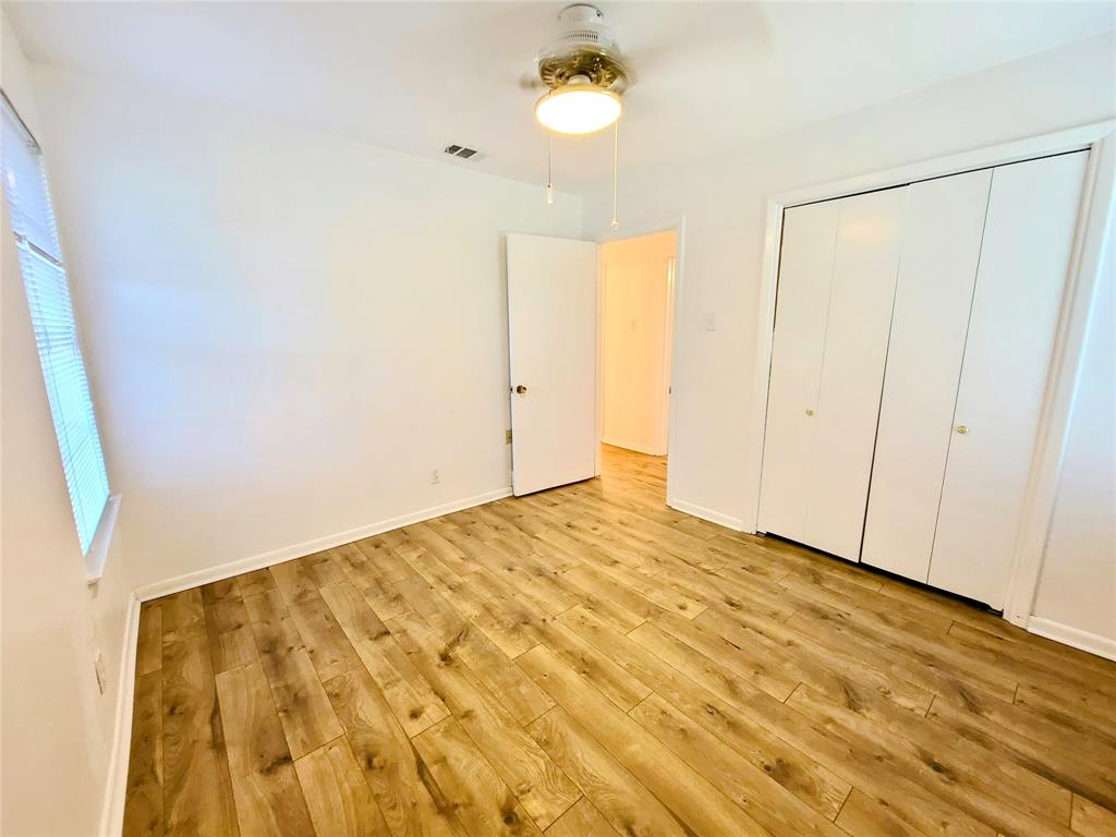 J C Herring 02 - Residential Lease