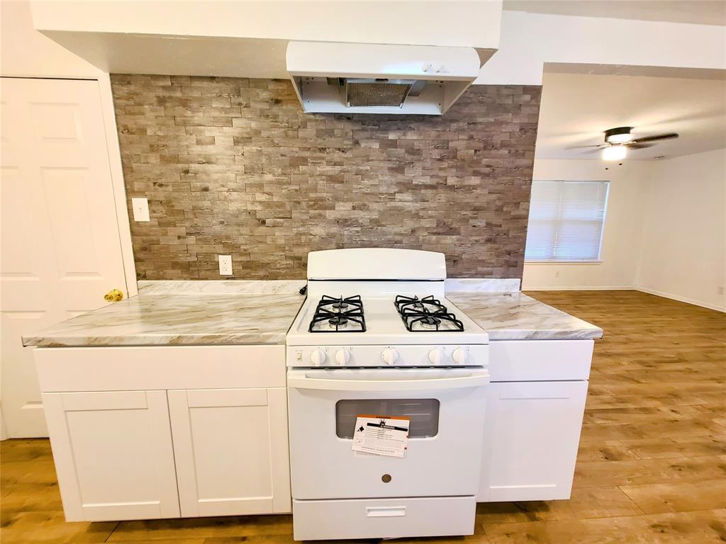 J C Herring 02 - Residential Lease