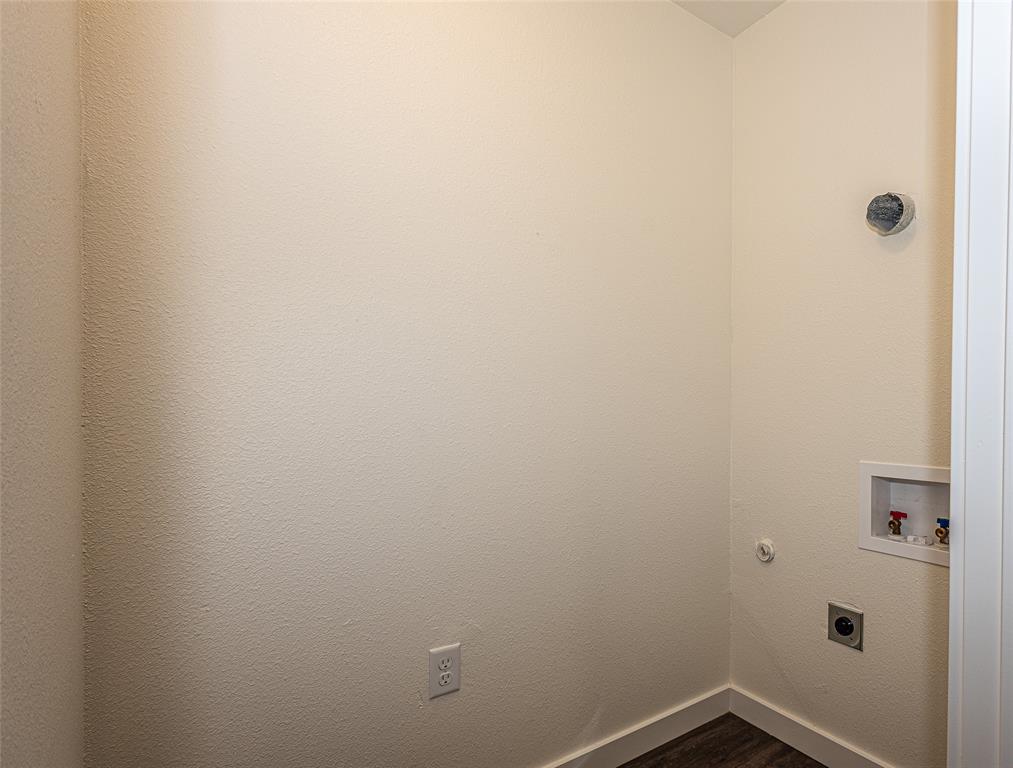 Forest West Condos - Residential Lease