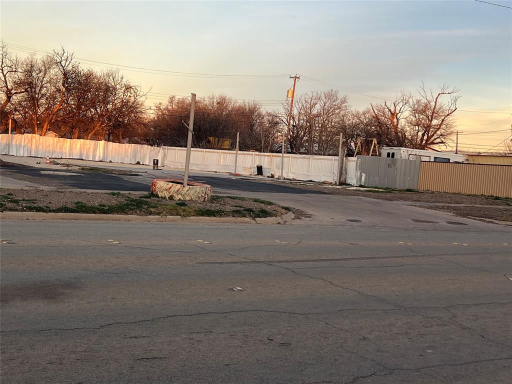 Northington, Glasscock - Commercial Sale