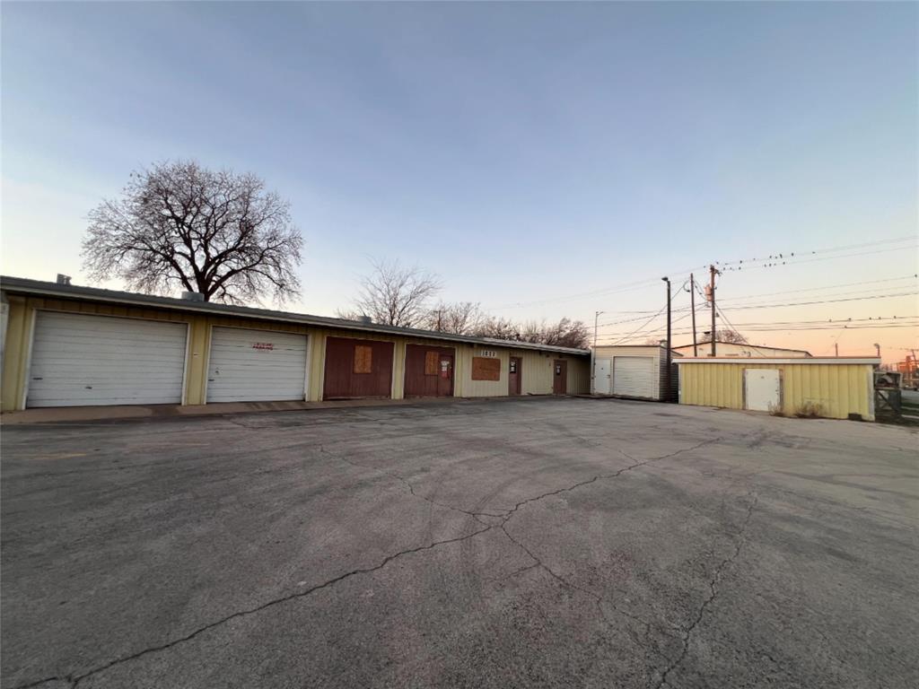 Northington, Glasscock - Commercial Sale