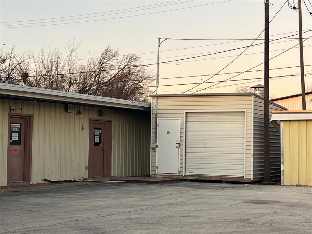 Northington, Glasscock - Commercial Sale