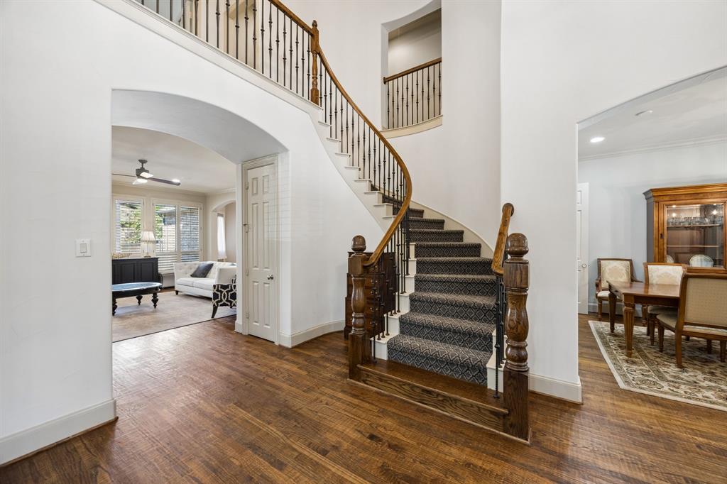 1401 Luckenbach Drive