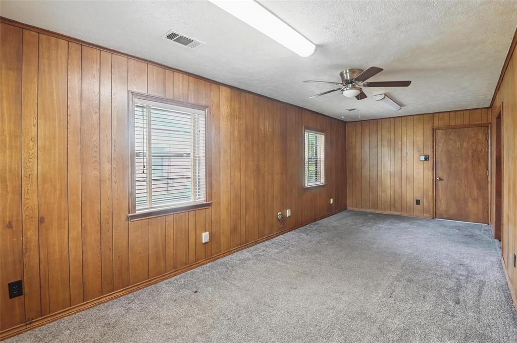 906 Caladium Drive