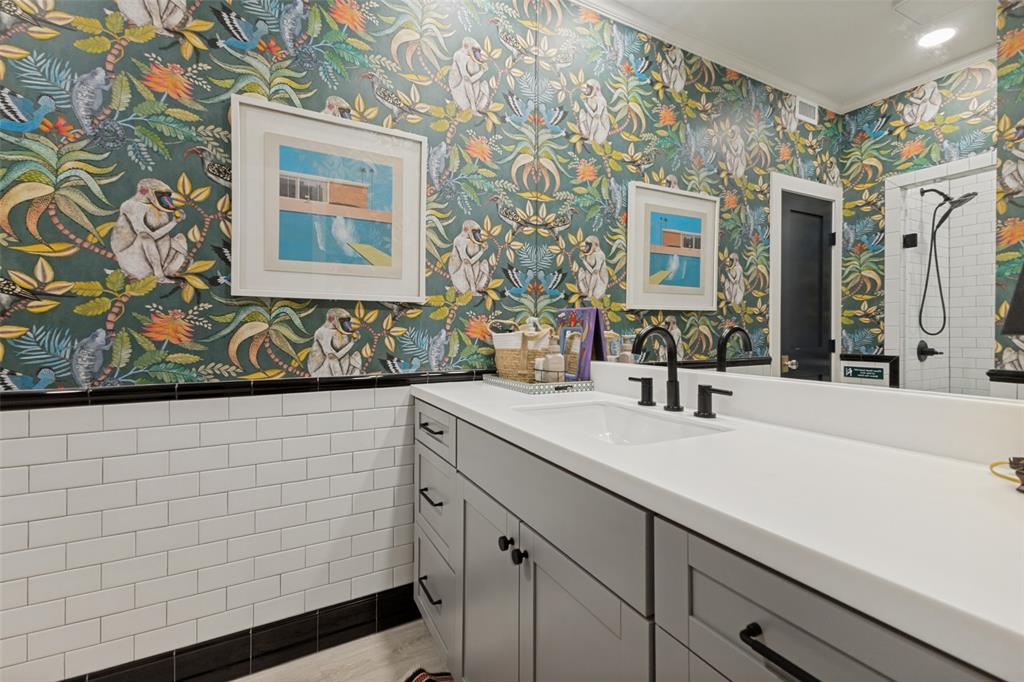 5800 Royal Lane Condos - Residential