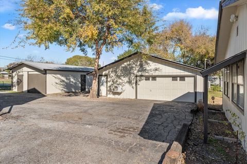 A home in Gun Barrel City