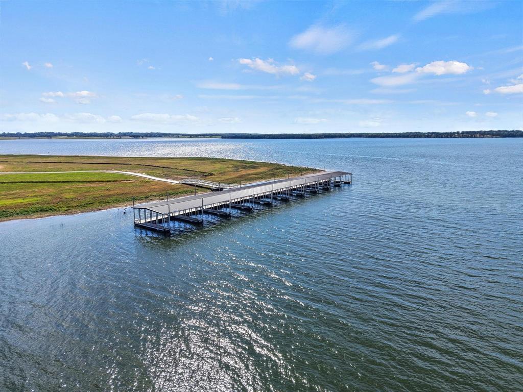 Shores of Peninsula - Land