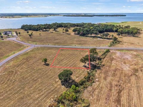 315 Lakewood Lane Honey Grove TX 75446