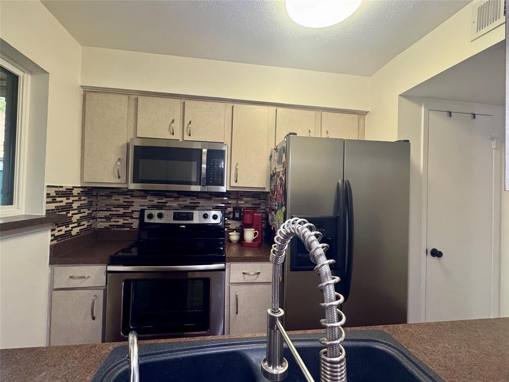 2805 Rio Branco Street 105G