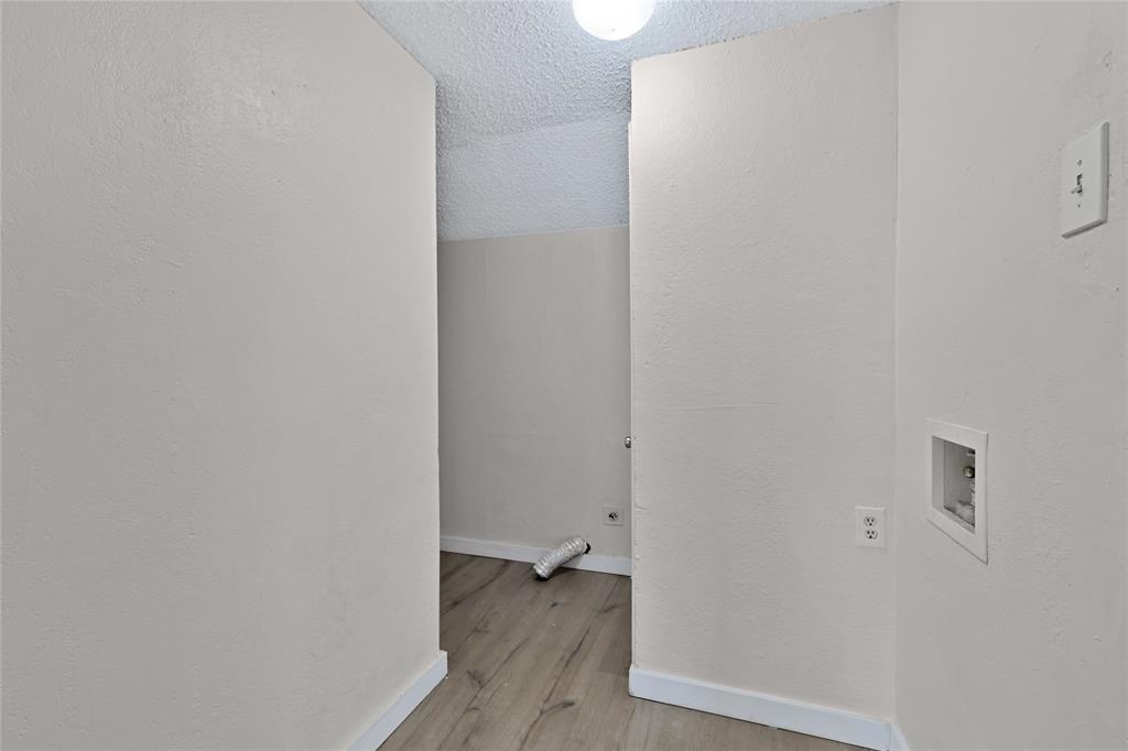 East Hampton Hills - Residential