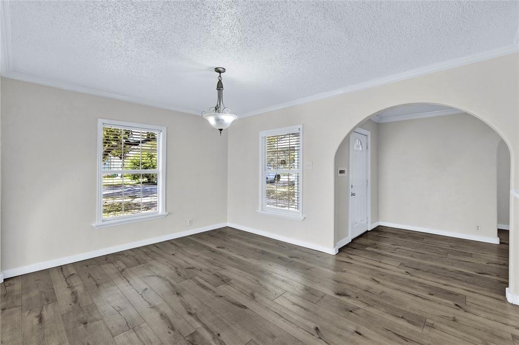 East Hampton Hills - Residential